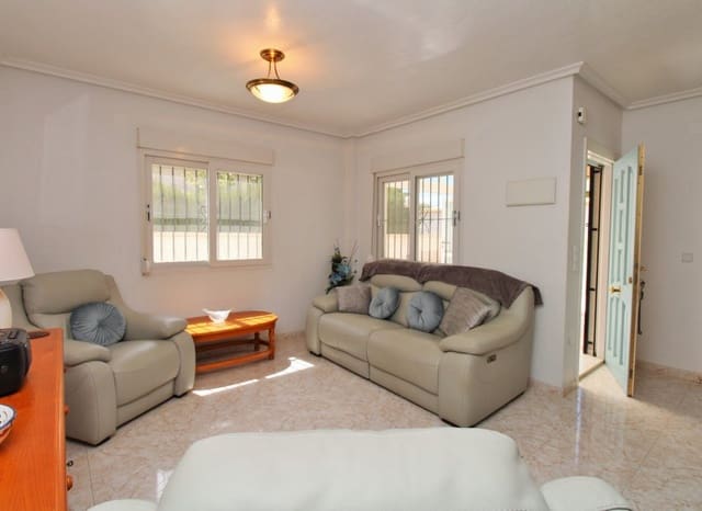 3 soverom Hus til salgs i Playa Flamenca, Orihuela med svømmebasseng - € 249 950 (Ref: 9781263)