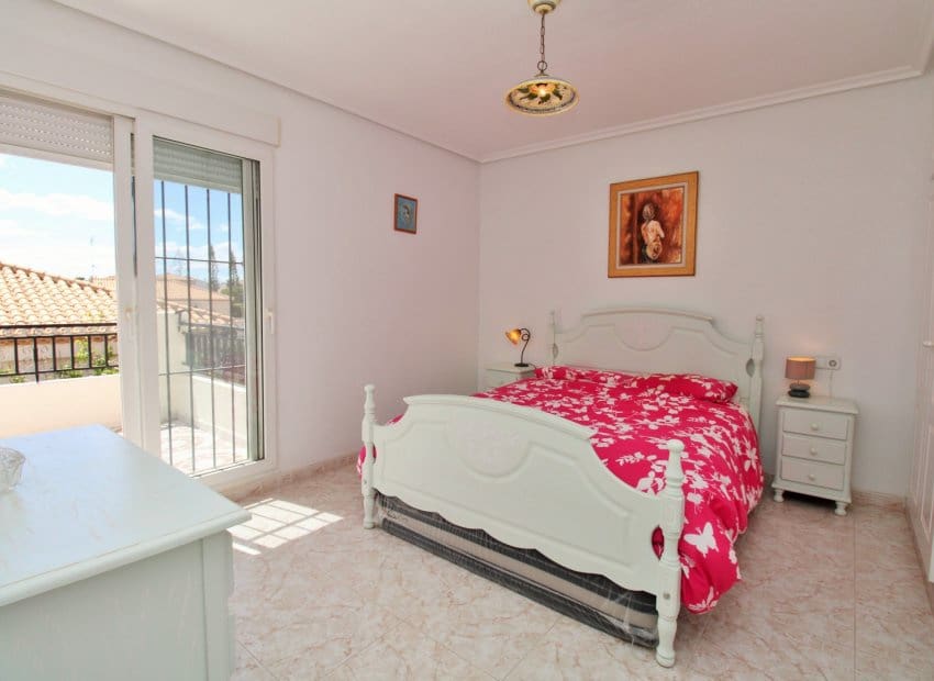 3 soverom Hus til salgs i Playa Flamenca med svømmebasseng - € 249 950 (Ref: 9781263)