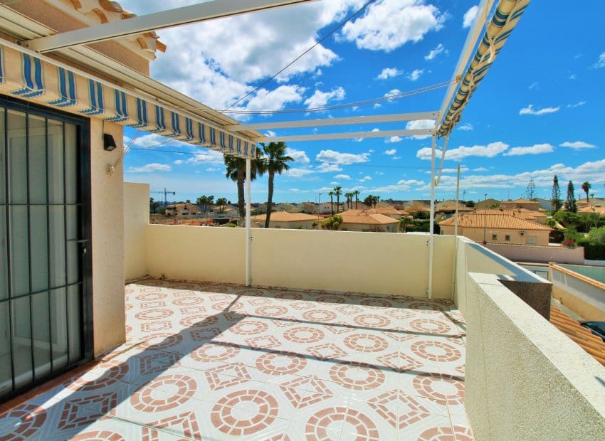 3 soverom Hus til salgs i Playa Flamenca med svømmebasseng - € 249 950 (Ref: 9781263)