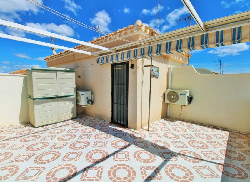 3 soverom Hus til salgs i Playa Flamenca med svømmebasseng - € 249 950 (Ref: 9781263)