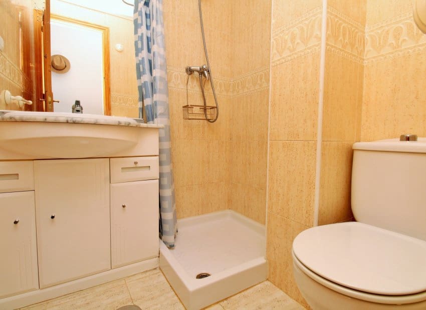 2 soveværelse Lejlighed til salg i Orihuela Costa med swimmingpool - € 199.995 (Ref: 9781264)