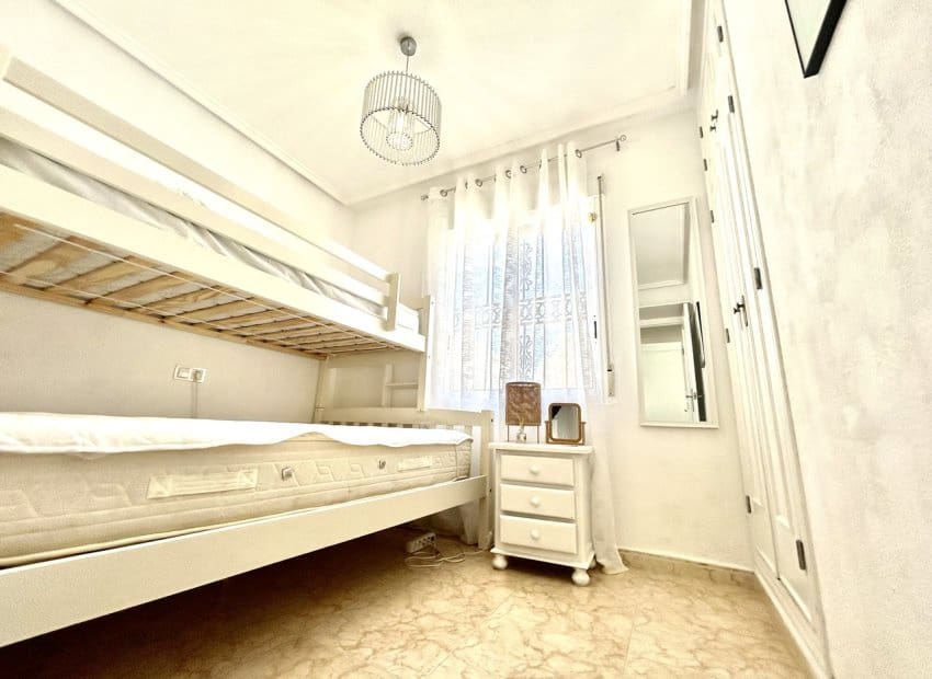 2 chambre Maison de Ville à vendre à Orihuela Costa avec piscine - 209 999 € (Ref: 9781266)