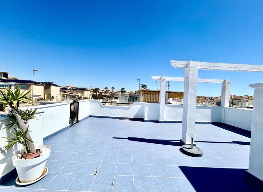 2 chambre Maison de Ville à vendre à Orihuela Costa avec piscine - 209 999 € (Ref: 9781266)