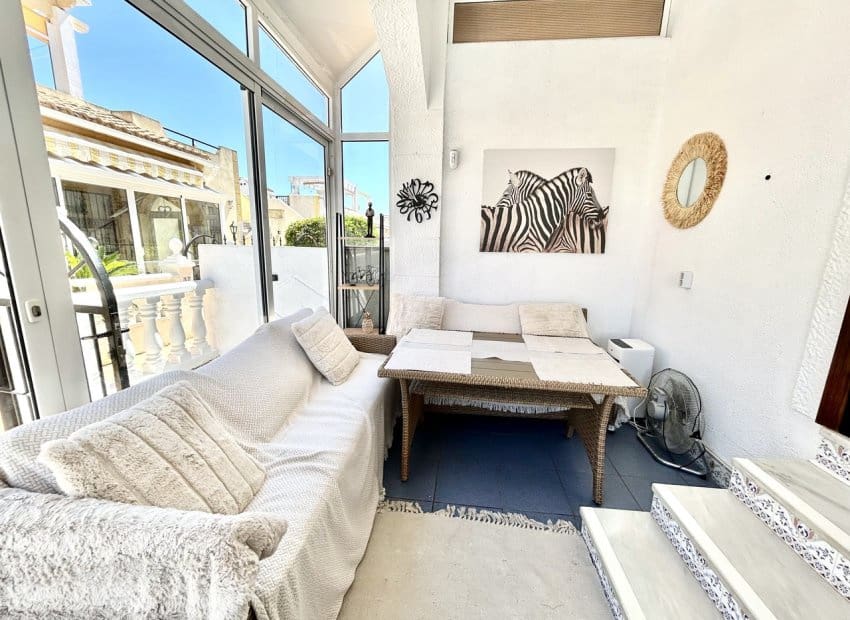 2 chambre Maison de Ville à vendre à Orihuela Costa avec piscine - 209 999 € (Ref: 9781266)