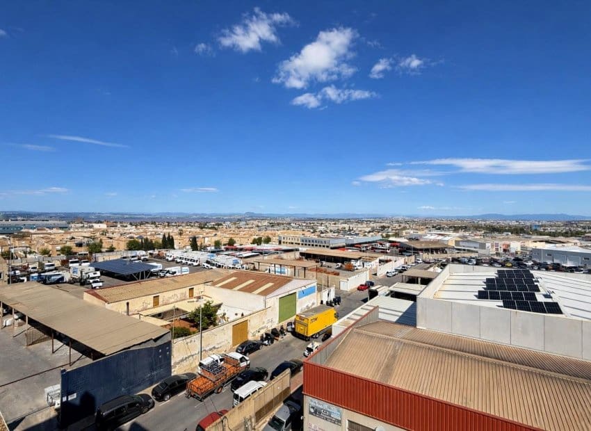 2 quarto Apartamento para venda em Torrevieja com piscina - 155 000 € (Ref: 9781267)