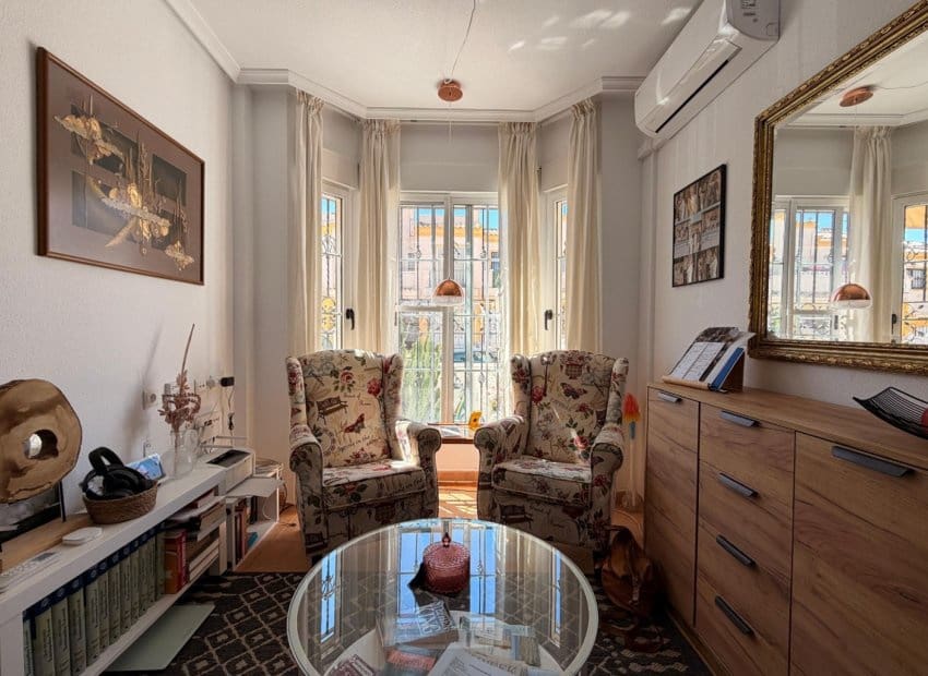 3 sypialnia Dom na sprzedaż w El Raso z basenem - 195 000 € (Ref: 9781269)