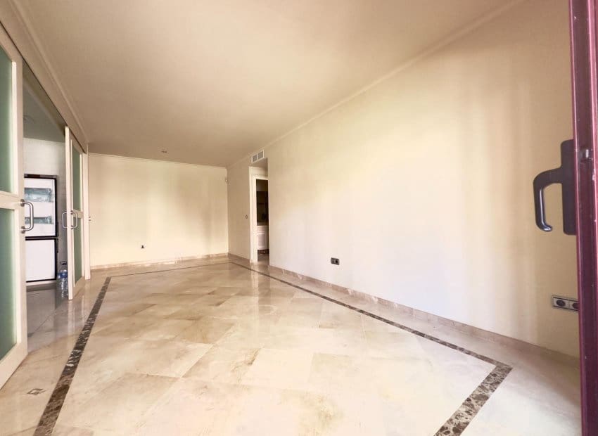 Apartamento de 1 habitación en Los Alcázares en venta con piscina - 129.000 € (Ref: 9784528)