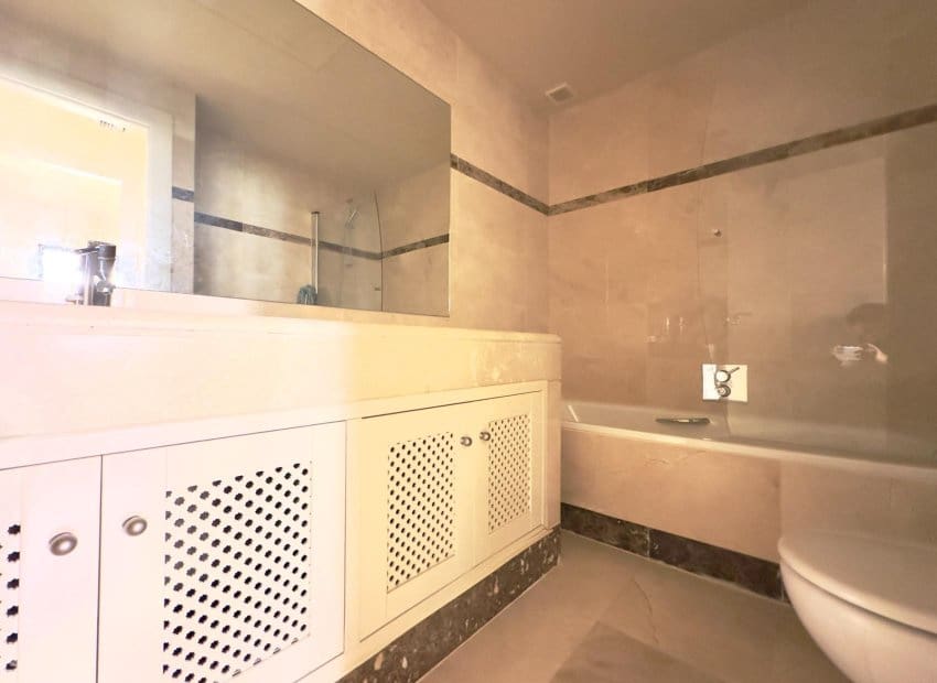 Apartamento de 1 habitación en Los Alcázares en venta con piscina - 129.000 € (Ref: 9784528)