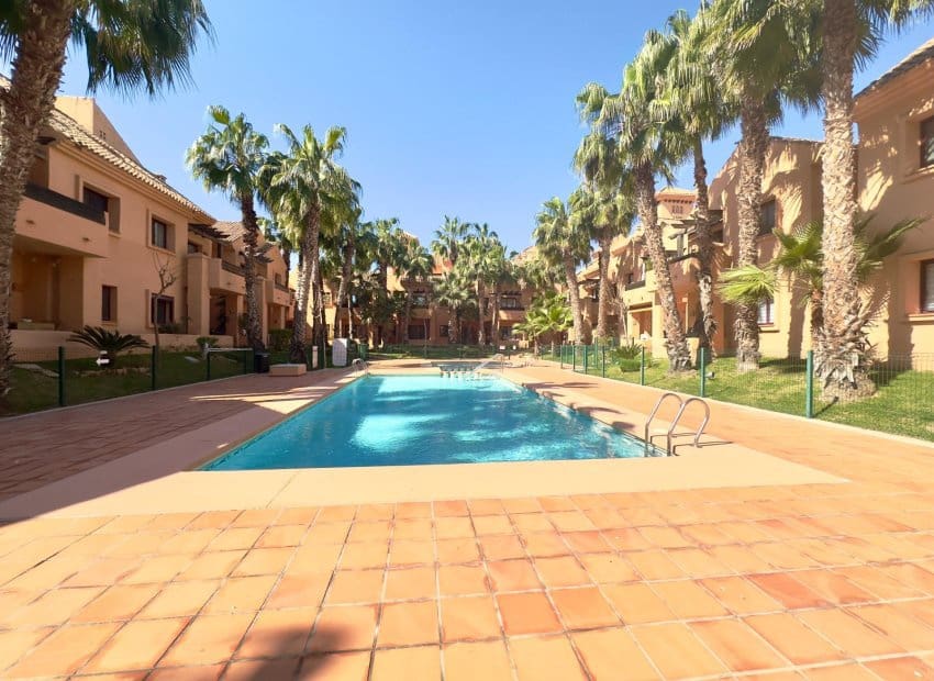 Apartamento de 1 habitación en Los Alcázares en venta con piscina - 129.000 € (Ref: 9784528)