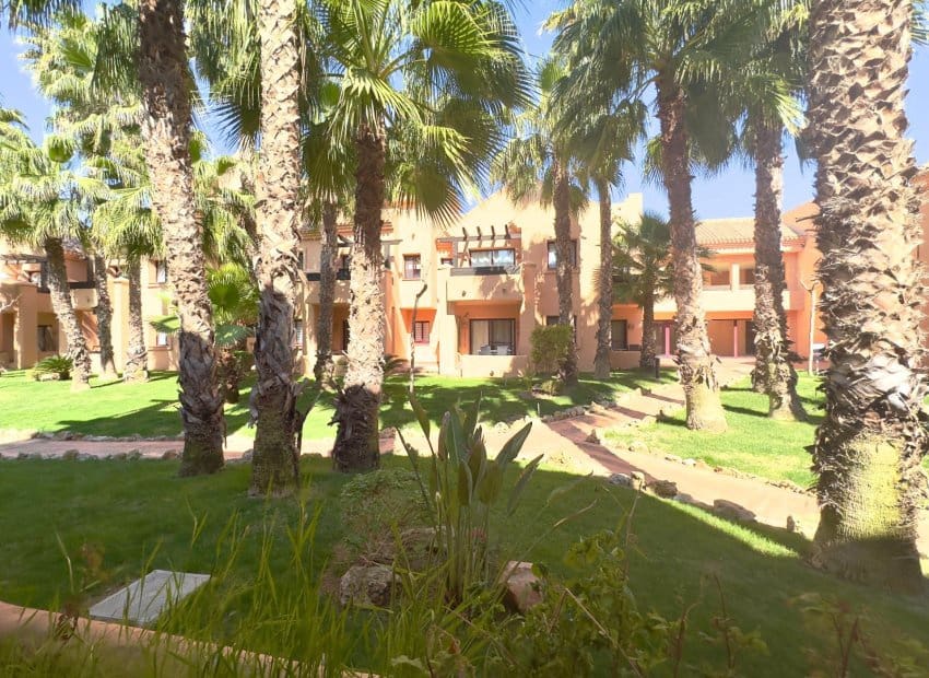 Apartamento de 1 habitación en Los Alcázares en venta con piscina - 129.000 € (Ref: 9784528)