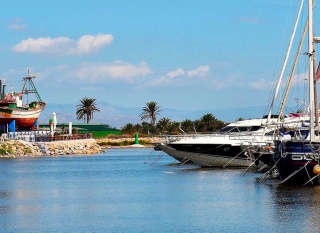 2 camera da letto Appartamento in vendita in Puerto Deportivo, Guardamar del Segura con piscina - 245.000 € (Rif: 9784533)