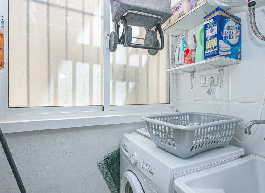 3 sypialnia Apartament na sprzedaż w Playa Flamenca z basenem - 219 000 € (Ref: 9787987)