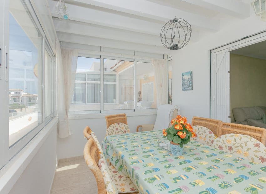 3 sypialnia Apartament na sprzedaż w Playa Flamenca z basenem - 219 000 € (Ref: 9787987)