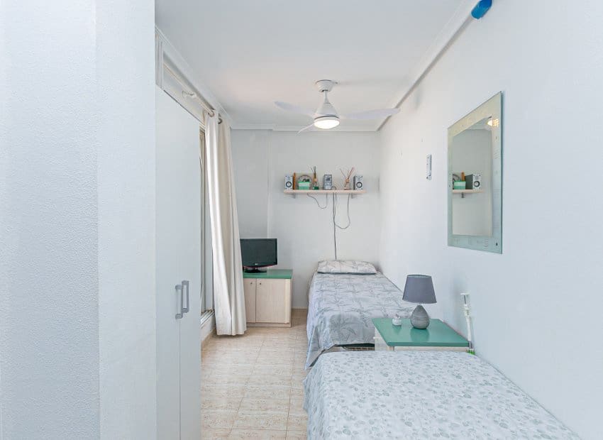 3 sypialnia Apartament na sprzedaż w Playa Flamenca z basenem - 219 000 € (Ref: 9787987)