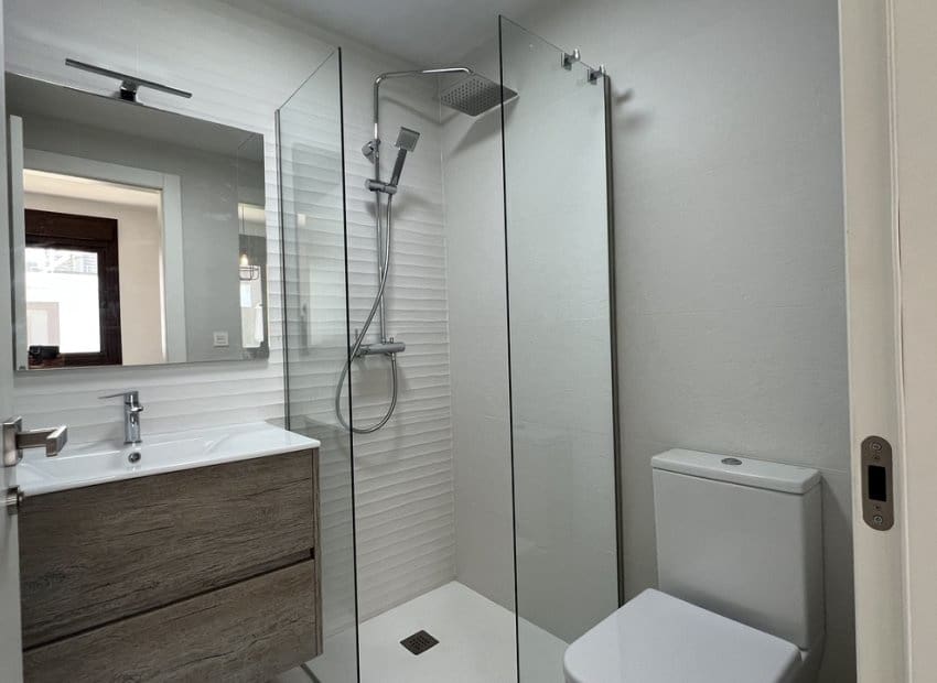 Apartamento de 2 habitaciones en San Pedro del Pinatar en venta con piscina - 234.000 € (Ref: 9788717)