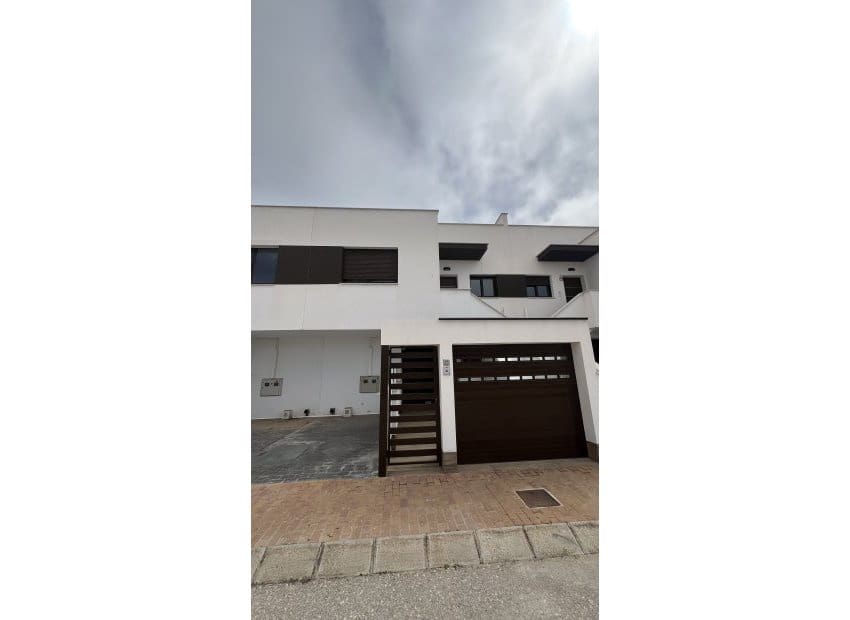 Apartamento de 2 habitaciones en San Pedro del Pinatar en venta con piscina - 234.000 € (Ref: 9788717)