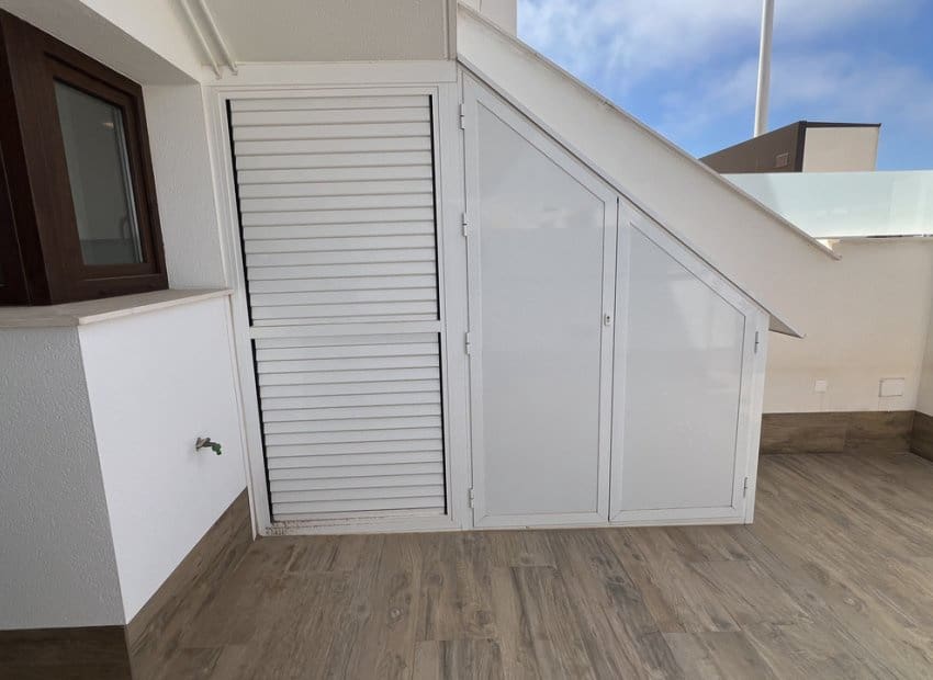 Apartamento de 2 habitaciones en San Pedro del Pinatar en venta con piscina - 234.000 € (Ref: 9788717)