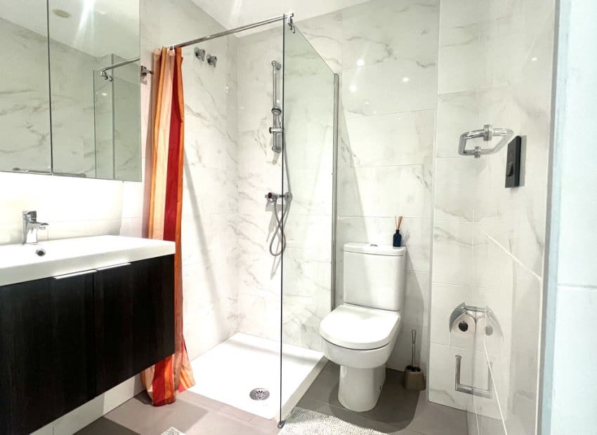 2 slaapkamer Appartement te koop in La Zenia - € 275.000 (Ref: 9788719)