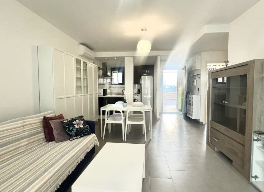 2 slaapkamer Appartement te koop in La Zenia - € 275.000 (Ref: 9788719)