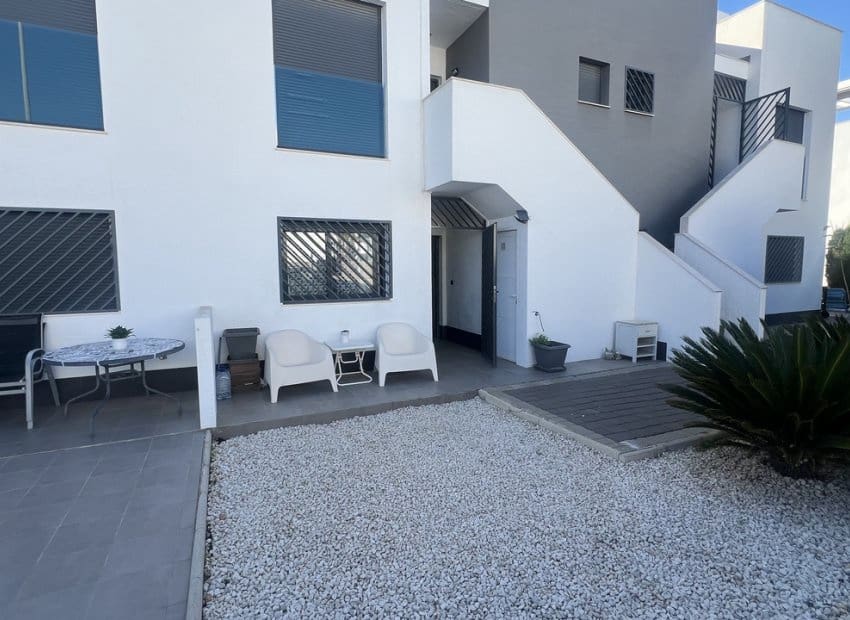 2 slaapkamer Appartement te koop in La Zenia - € 275.000 (Ref: 9788719)