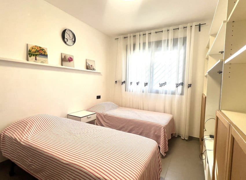 2 slaapkamer Appartement te koop in La Zenia - € 275.000 (Ref: 9788719)