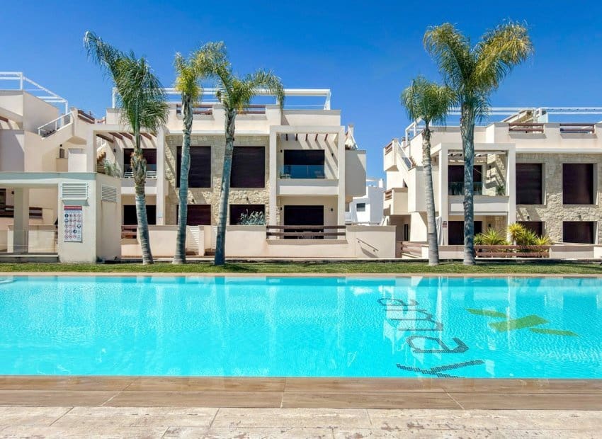 2 soveværelse Lejlighed til salg i Los Balcones med swimmingpool - € 312.500 (Ref: 9795095)