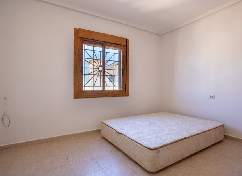 5 quarto Moradia para venda em Benijofar com piscina - 449 900 € (Ref: 9795097)