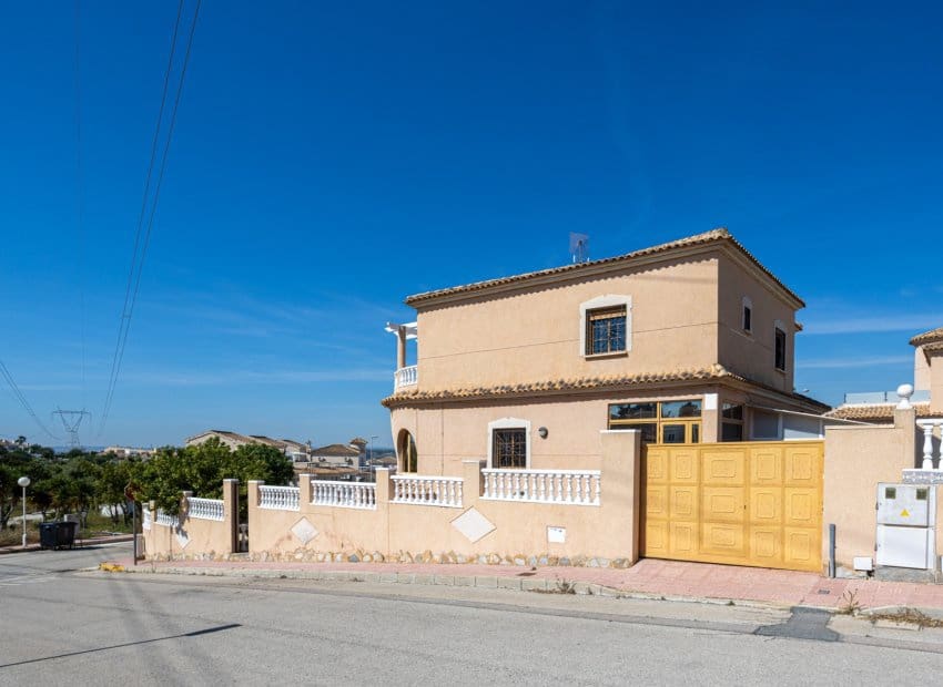 5 quarto Moradia para venda em Benijofar com piscina - 449 900 € (Ref: 9795097)