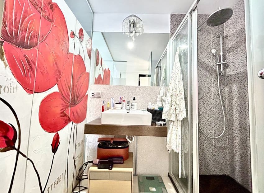 2 soverom Leilighet til salgs i Punta Prima med svømmebasseng - € 240 000 (Ref: 9795099)