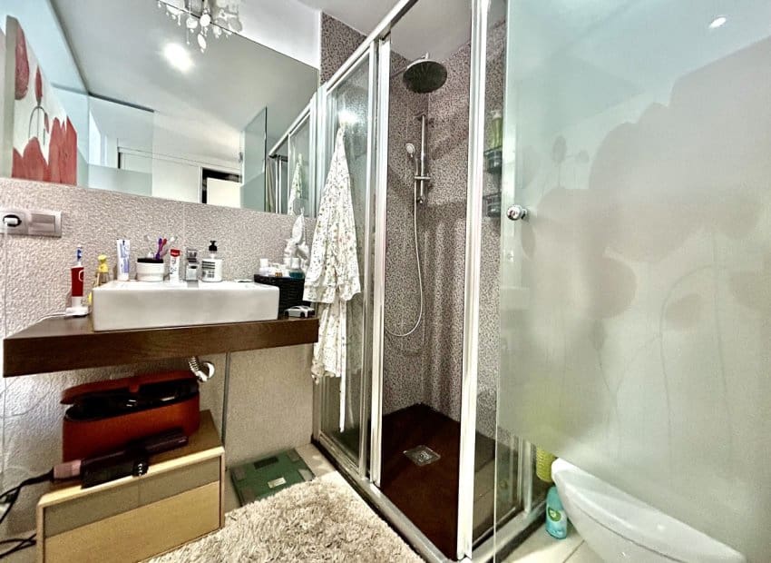 2 soverom Leilighet til salgs i Punta Prima med svømmebasseng - € 240 000 (Ref: 9795099)