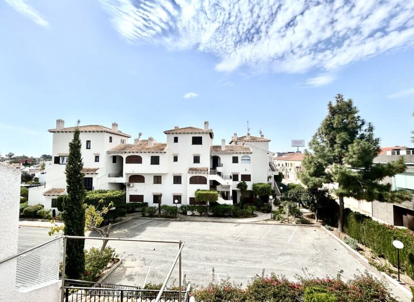 2 soverom Leilighet til salgs i Cabo Roig med svømmebasseng - € 205 000 (Ref: 9795101)