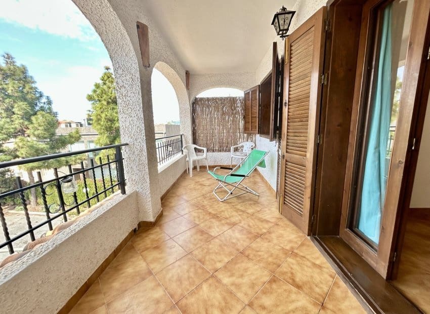 2 soverom Leilighet til salgs i Cabo Roig med svømmebasseng - € 205 000 (Ref: 9795101)