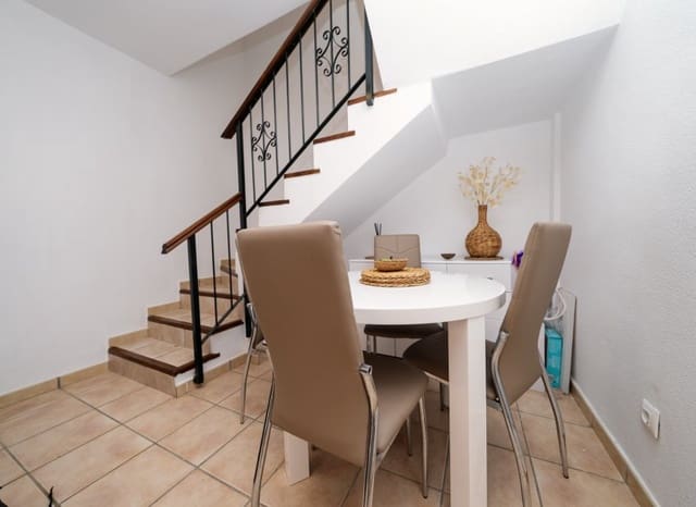 3 slaapkamer Villa te koop in Playa Flamenca, Orihuela met zwembad - € 269.950 (Ref: 9795102)