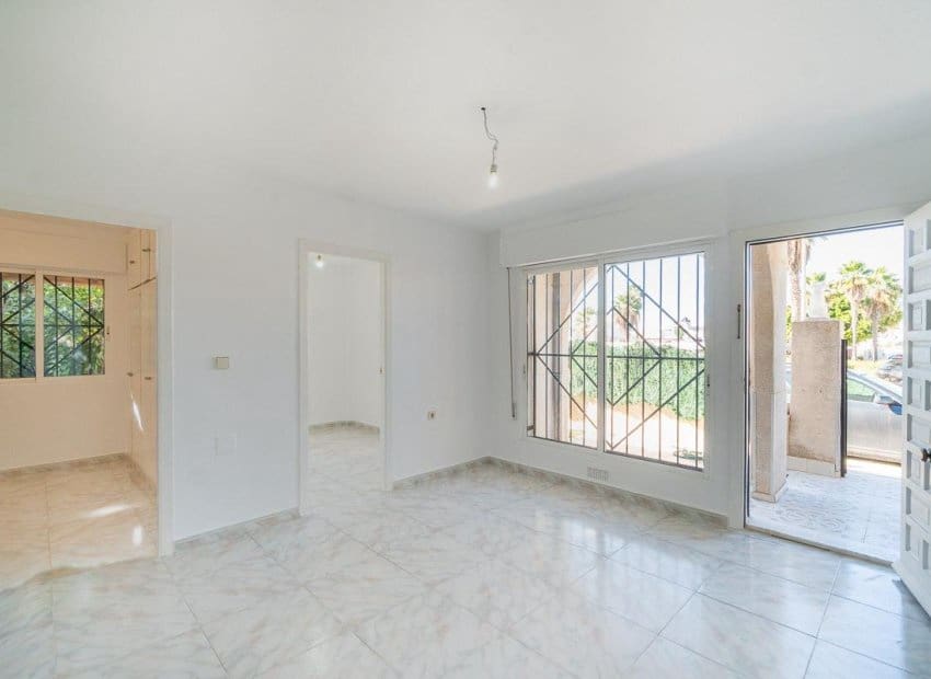 2 soveværelse Byhus til salg i Torrevieja - € 138.000 (Ref: 9797614)