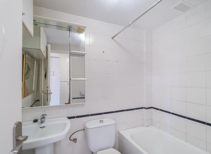 2 soveværelse Byhus til salg i Torrevieja - € 138.000 (Ref: 9797614)