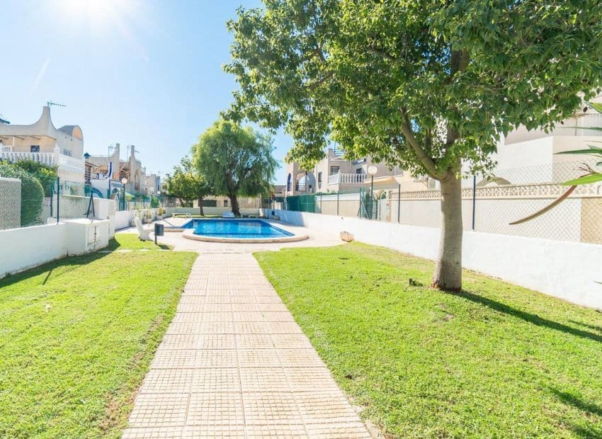 2 soveværelse Byhus til salg i Torrevieja - € 138.000 (Ref: 9797614)