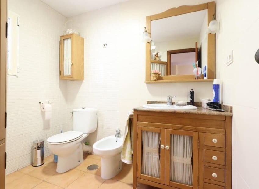 3 Zimmer Apartment zu verkaufen in Torrevieja - 160.000 € (Ref: 9797615)