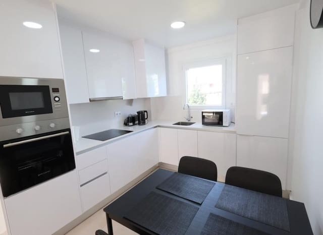 2 slaapkamer Appartement te koop in Cabo Roig, Orihuela - € 185.000 (Ref: 9797616)