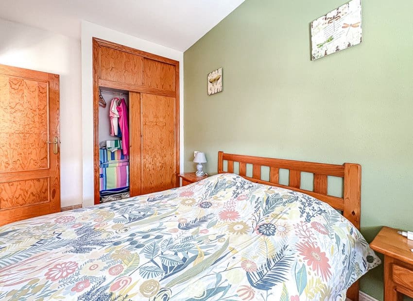 2 soveværelse Lejlighed til salg i Torrevieja med swimmingpool - € 139.500 (Ref: 9797617)