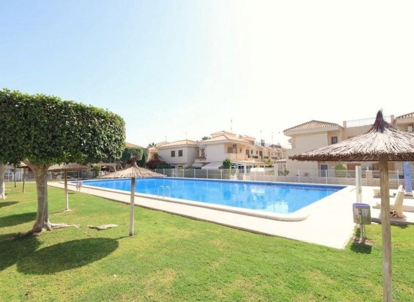 2 bedroom Apartment for sale in Playa Flamenca with pool - € 179,000 (Ref: 9797618)