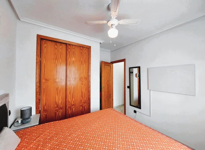 2 bedroom Apartment for sale in Playa Flamenca with pool - € 179,000 (Ref: 9797618)