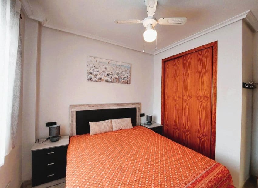 2 bedroom Apartment for sale in Playa Flamenca with pool - € 179,000 (Ref: 9797618)