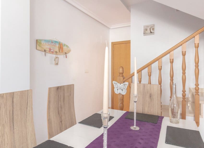 2 soveværelse Byhus til salg i Orihuela Costa med swimmingpool - € 219.000 (Ref: 9797619)