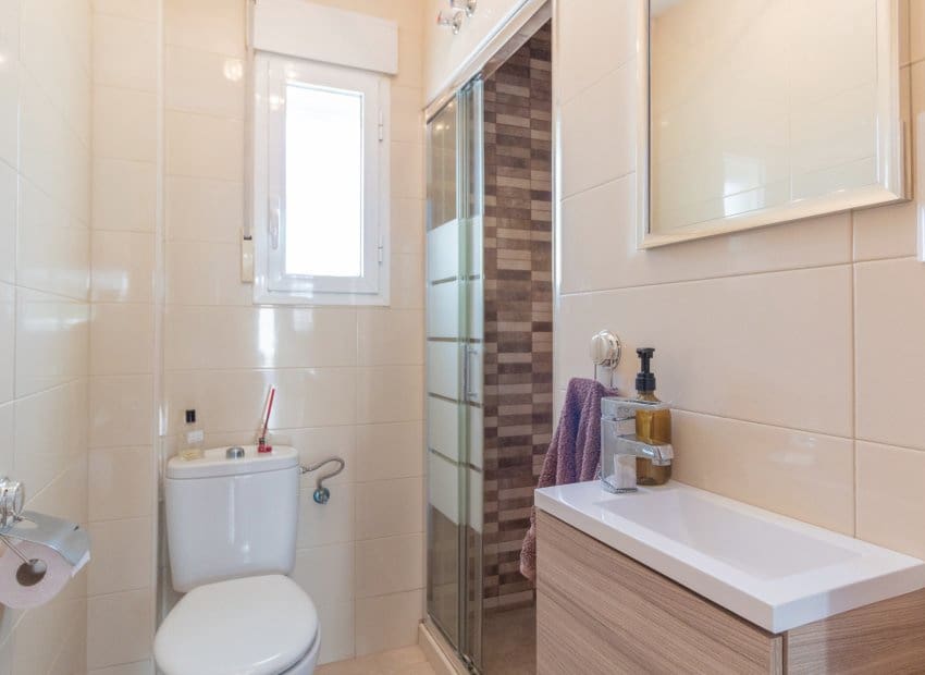 2 soveværelse Byhus til salg i Orihuela Costa med swimmingpool - € 219.000 (Ref: 9797619)