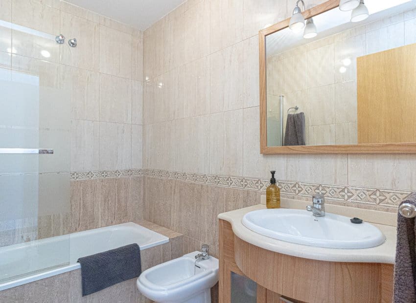 2 soveværelse Byhus til salg i Orihuela Costa med swimmingpool - € 219.000 (Ref: 9797619)