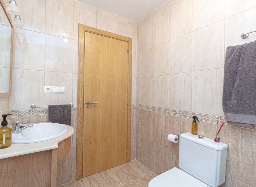 2 soveværelse Byhus til salg i Orihuela Costa med swimmingpool - € 219.000 (Ref: 9797619)