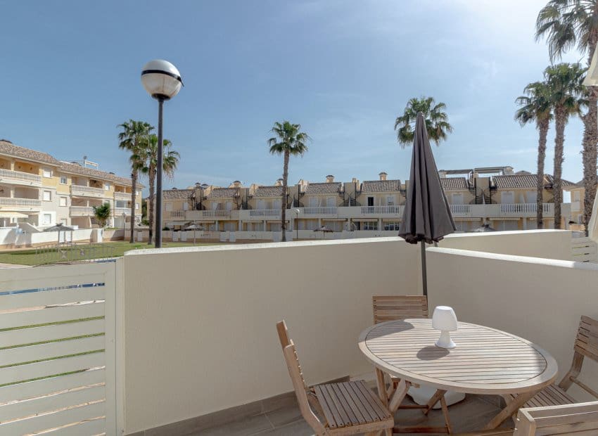 2 soveværelse Byhus til salg i Orihuela Costa med swimmingpool - € 219.000 (Ref: 9797619)