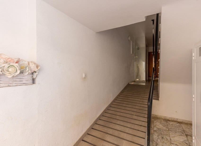 2 sovrum Lägenhet till salu i Torrevieja med pool - 134 900 € (Ref: 9799979)