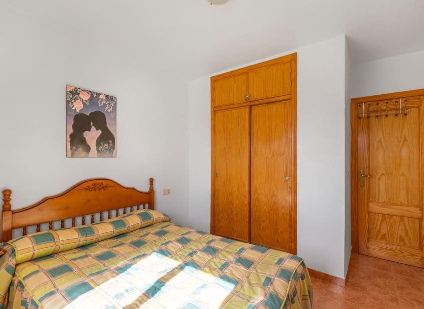 2 sovrum Lägenhet till salu i Torrevieja med pool - 134 900 € (Ref: 9799979)