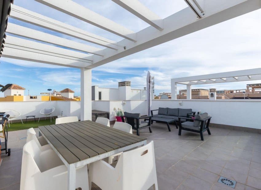 2 sypialnia Apartament na sprzedaż w Punta Prima z basenem - 269 900 € (Ref: 9799980)